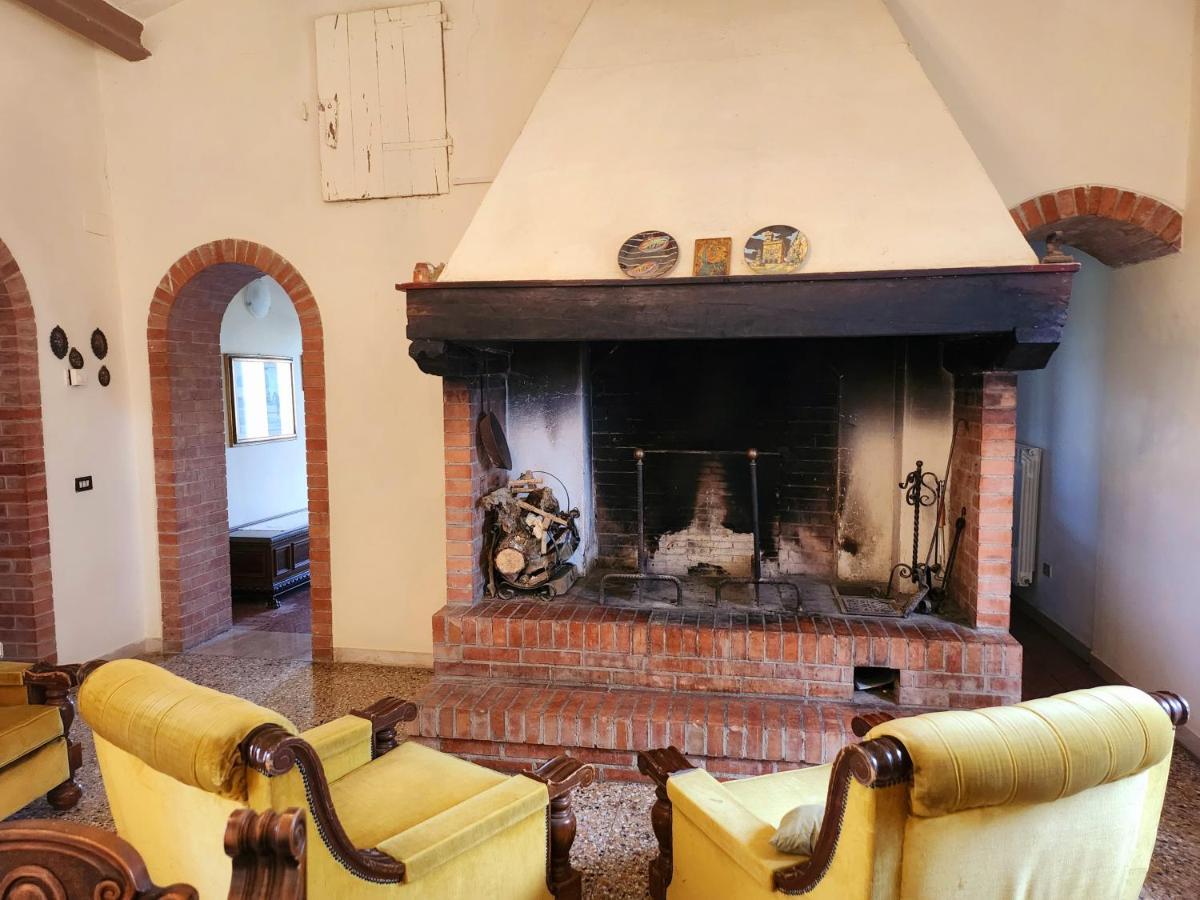 Il Giuggiolo - La Collina Della Quiete Bed and Breakfast Certaldo Eksteriør billede